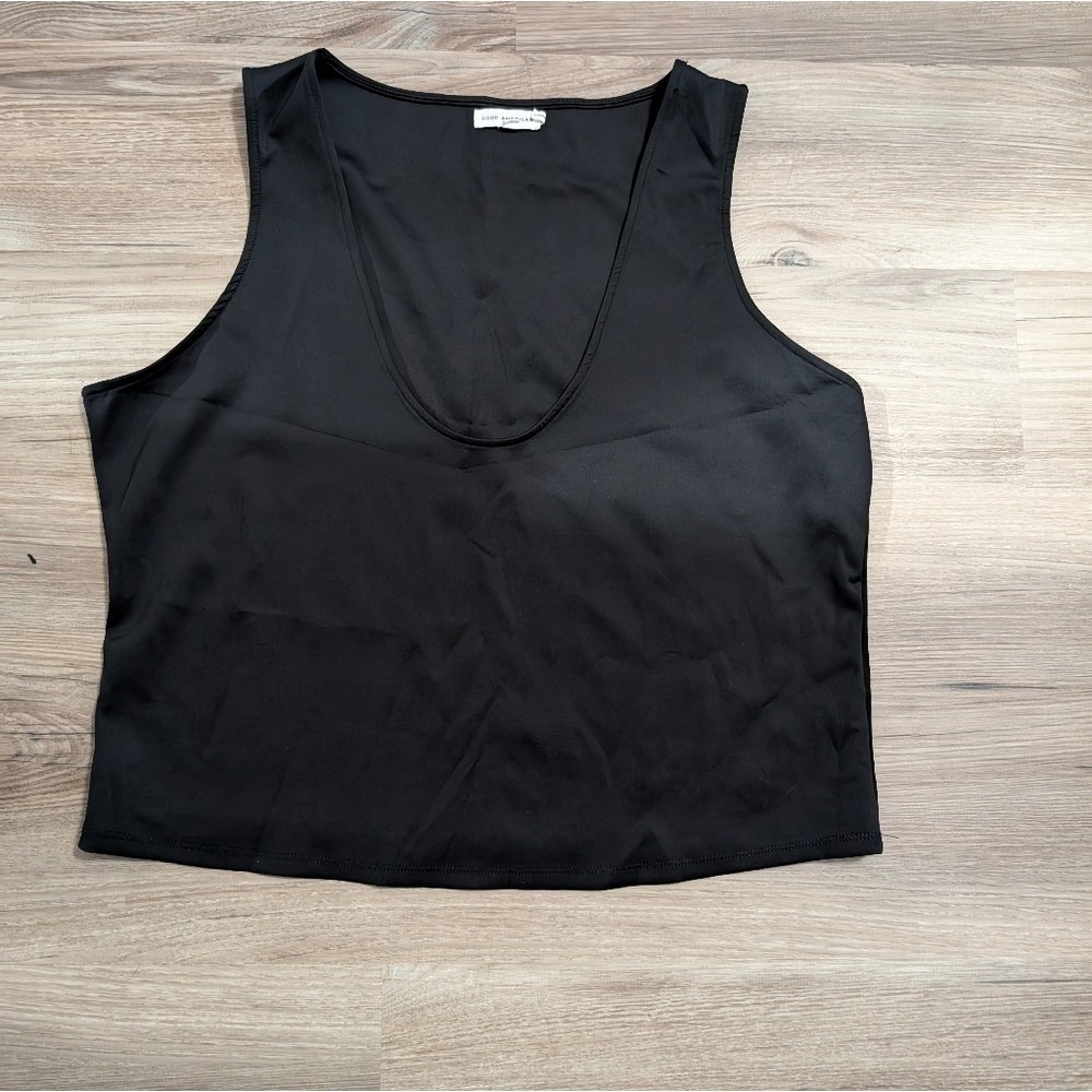 Good American Women's 6 (3XL), Cropped Deep V-Neck‎ Black Tank Top